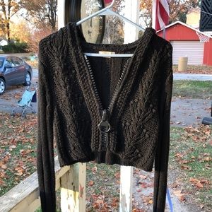 Zip up cropped hooded sweater